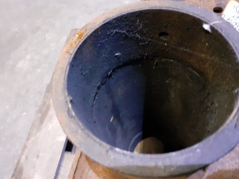 Achsen & Fahrantrieb tipa Fendt 6335C, Gebrauchtmaschine u Hemmet (Slika 8)