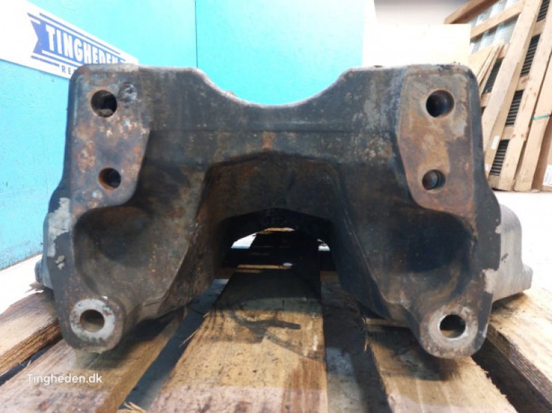 Achsen & Lenkung des Typs Case Farmall 95A, Gebrauchtmaschine in Hemmet (Bild 4)