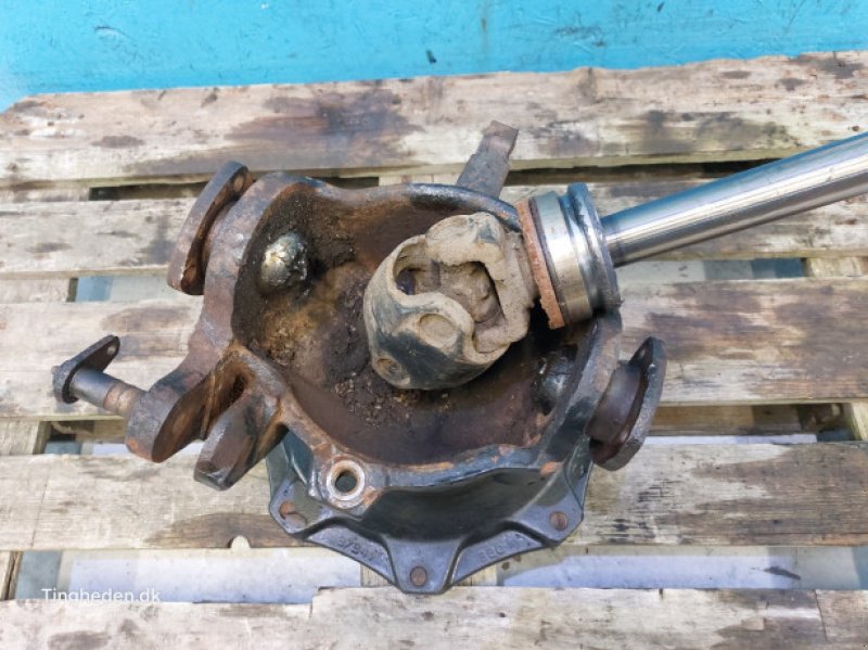 Achsen & Lenkung des Typs Case Farmall 95A, Gebrauchtmaschine in Hemmet (Bild 3)