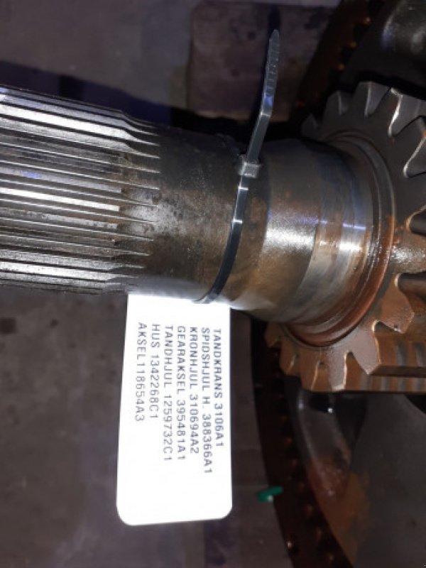 Achsen & Lenkung des Typs Case MX285, Gebrauchtmaschine in Hemmet (Bild 1)