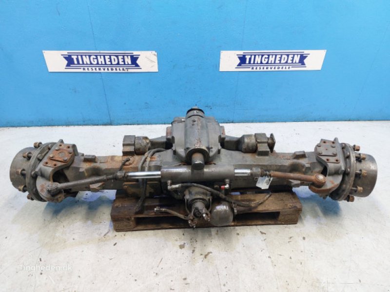 Achsen & Lenkung des Typs CLAAS Axion 840, Gebrauchtmaschine in Hemmet (Bild 2)