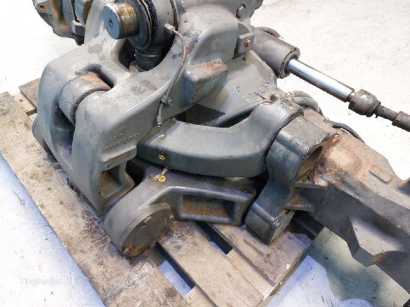 Achsen & Lenkung des Typs CLAAS Axion 840, Gebrauchtmaschine in Hemmet (Bild 12)