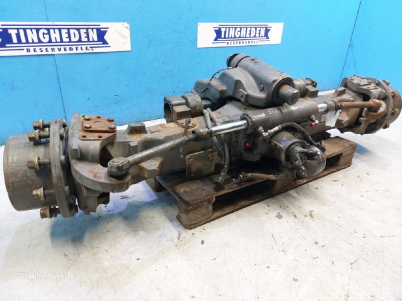 Achsen & Lenkung des Typs CLAAS Axion 840, Gebrauchtmaschine in Hemmet (Bild 23)