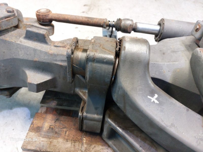 Achsen & Lenkung des Typs CLAAS Axion 840, Gebrauchtmaschine in Hemmet (Bild 16)