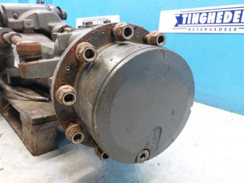 Achsen & Lenkung des Typs CLAAS Axion 840, Gebrauchtmaschine in Hemmet (Bild 18)