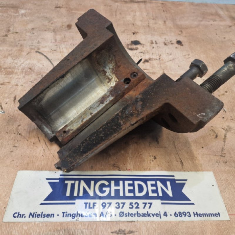 Achsen & Lenkung des Typs CLAAS Axion 840, Gebrauchtmaschine in Hemmet (Bild 1)