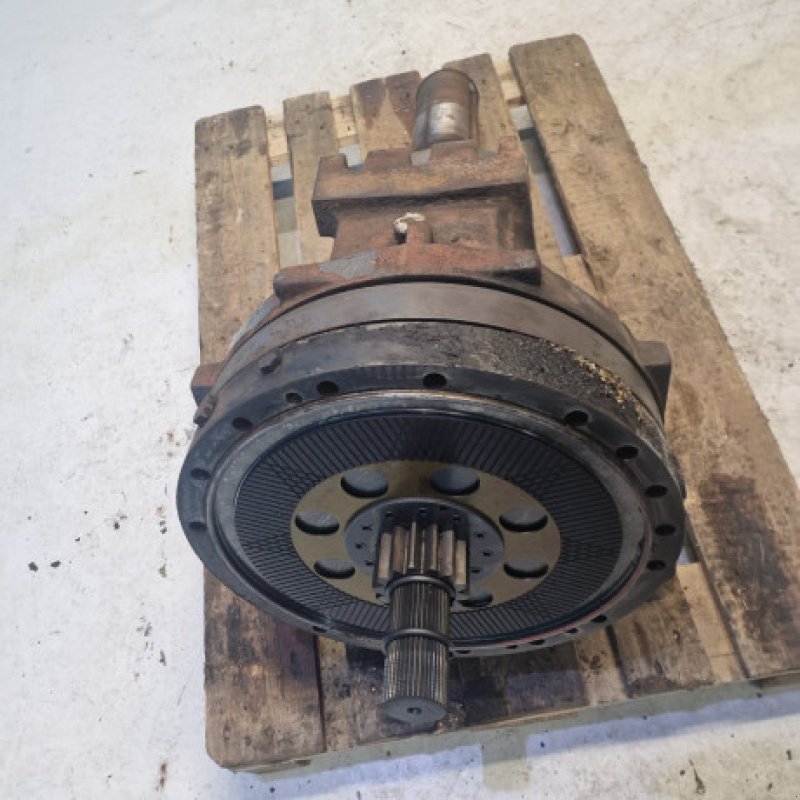 Achsen & Lenkung des Typs CLAAS Axion 840, Gebrauchtmaschine in Hemmet (Bild 11)