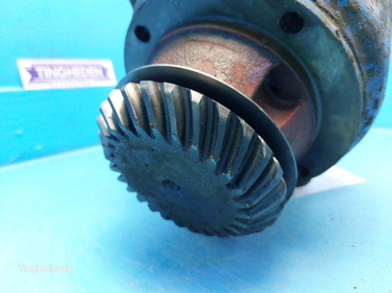 Achsen & Lenkung des Typs Ford 4000, Gebrauchtmaschine in Hemmet (Bild 3)