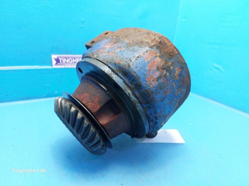 Achsen & Lenkung des Typs Ford 4000, Gebrauchtmaschine in Hemmet (Bild 2)