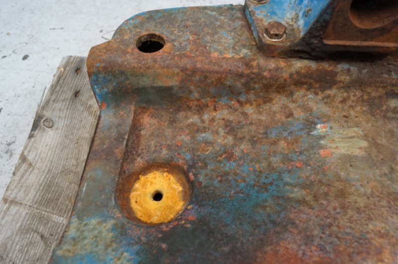 Achsen & Lenkung des Typs Ford 4000, Gebrauchtmaschine in Hemmet (Bild 4)