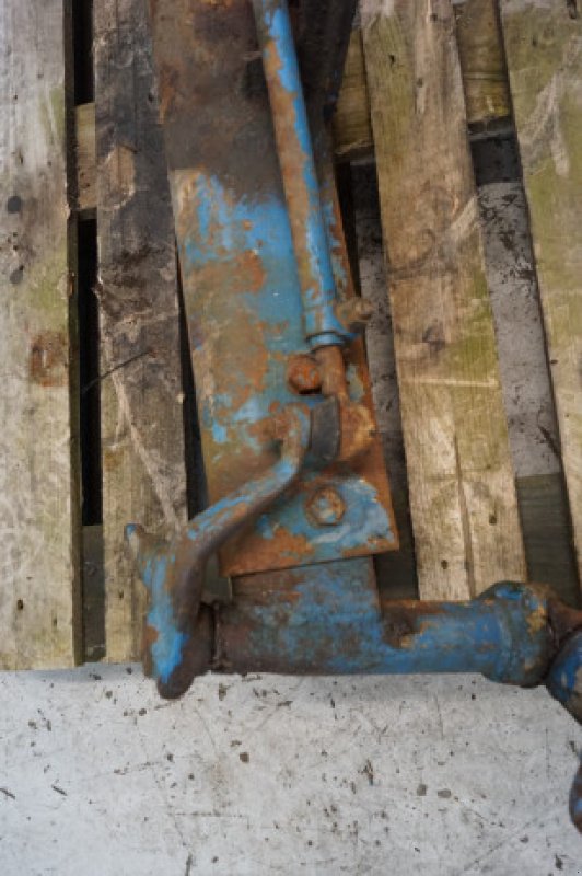 Achsen & Lenkung des Typs Ford 4000, Gebrauchtmaschine in Hemmet (Bild 16)