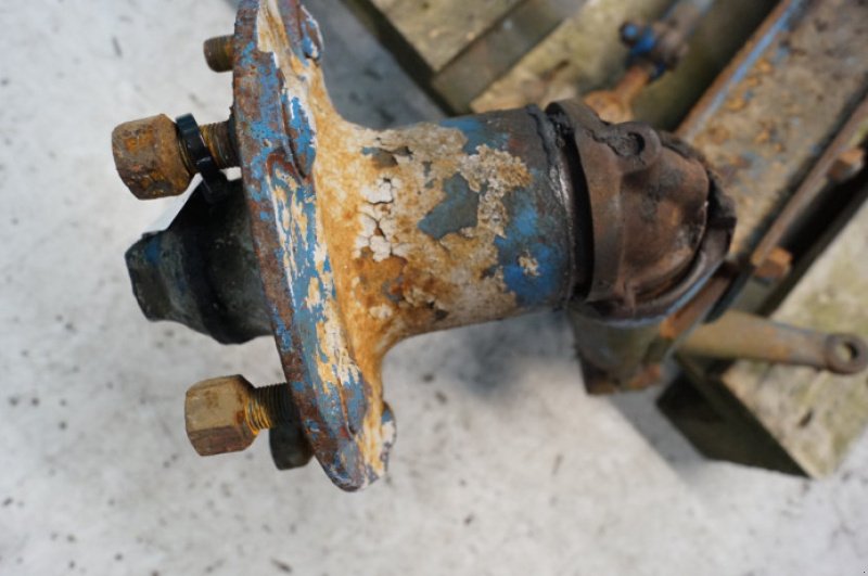 Achsen & Lenkung des Typs Ford 4000, Gebrauchtmaschine in Hemmet (Bild 4)