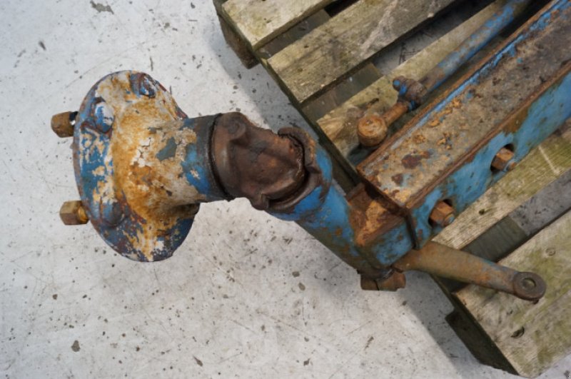 Achsen & Lenkung des Typs Ford 4000, Gebrauchtmaschine in Hemmet (Bild 3)