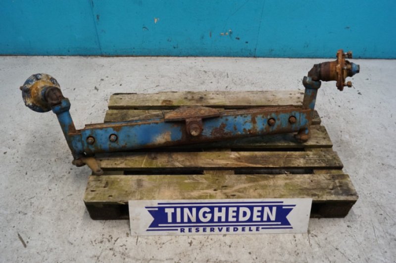Achsen & Lenkung des Typs Ford 4000, Gebrauchtmaschine in Hemmet (Bild 1)