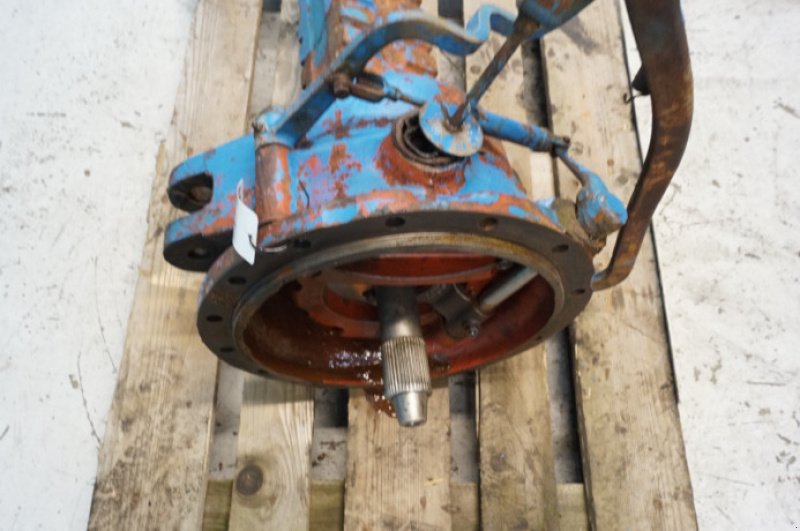 Achsen & Lenkung des Typs Ford 4000, Gebrauchtmaschine in Hemmet (Bild 8)