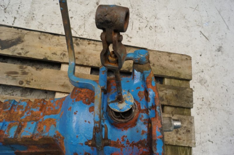 Achsen & Lenkung des Typs Ford 4000, Gebrauchtmaschine in Hemmet (Bild 12)