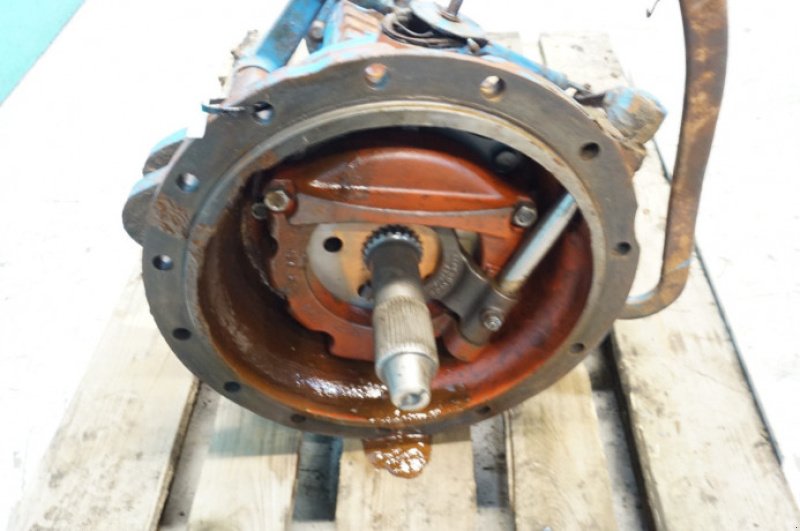 Achsen & Lenkung des Typs Ford 4000, Gebrauchtmaschine in Hemmet (Bild 7)