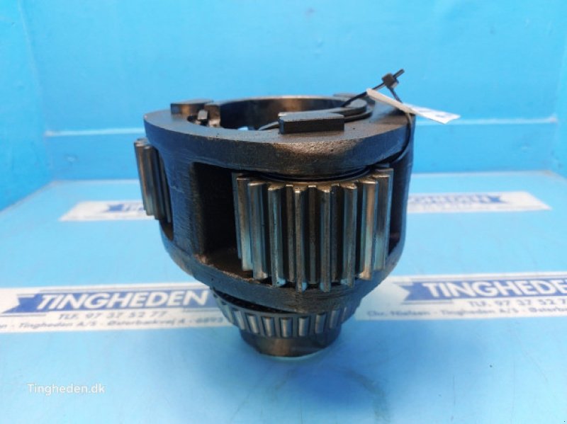 Achsen & Lenkung des Typs Ford 4600, Gebrauchtmaschine in Hemmet (Bild 4)