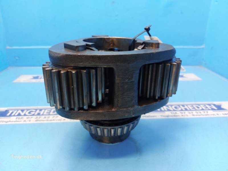 Achsen & Lenkung des Typs Ford 4600, Gebrauchtmaschine in Hemmet (Bild 3)