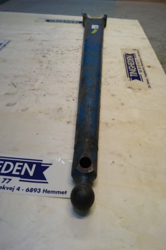 Achsen & Lenkung des Typs Ford 4610, Gebrauchtmaschine in Hemmet (Bild 3)