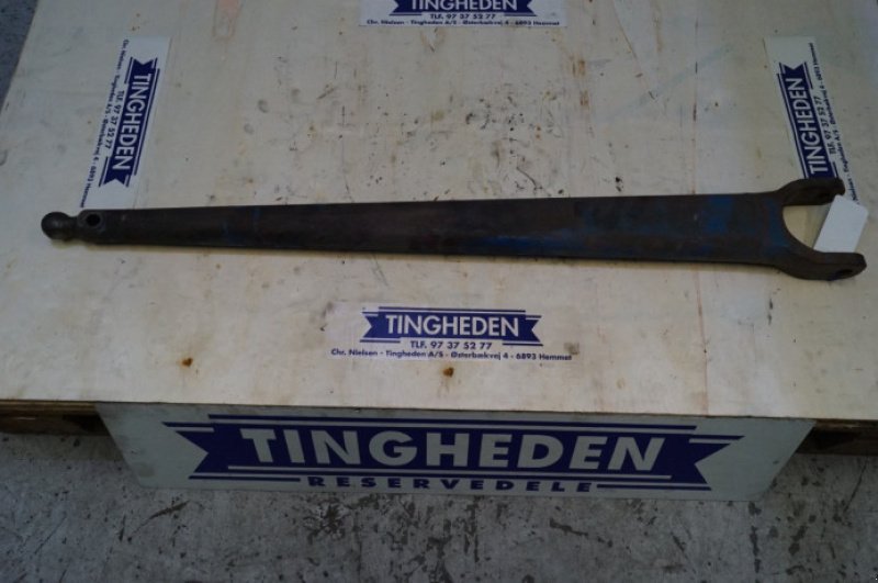 Achsen & Lenkung des Typs Ford 4610, Gebrauchtmaschine in Hemmet (Bild 7)