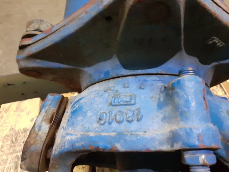 Achsen & Lenkung des Typs Ford 7740, Gebrauchtmaschine in Hemmet (Bild 8)