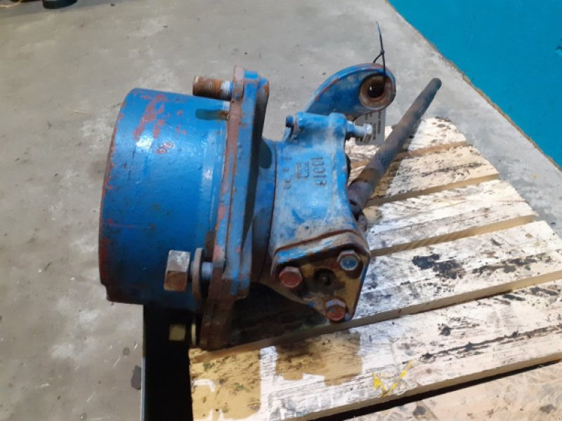 Achsen & Lenkung des Typs Ford 7740, Gebrauchtmaschine in Hemmet (Bild 3)