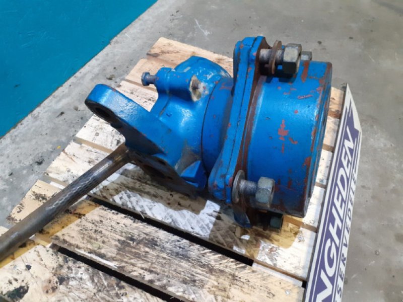 Achsen & Lenkung des Typs Ford 7740, Gebrauchtmaschine in Hemmet (Bild 2)