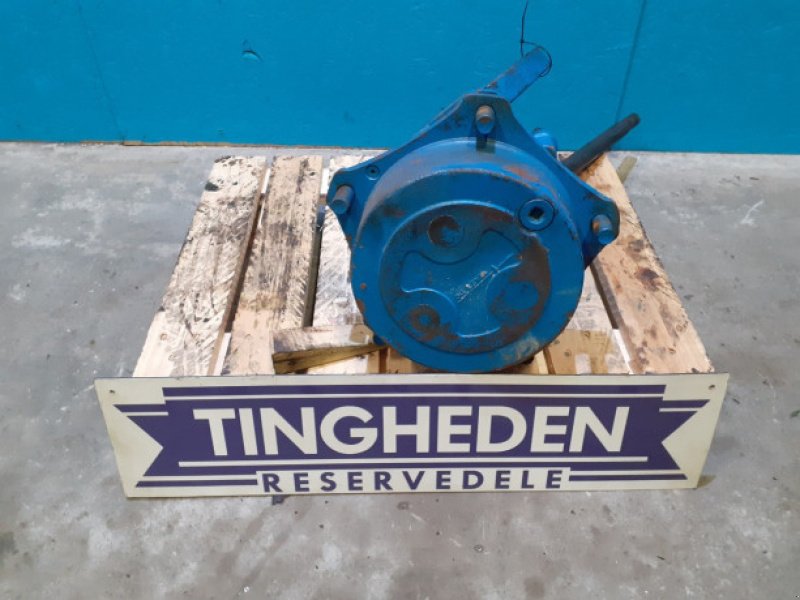 Achsen & Lenkung of the type Ford 7740, Gebrauchtmaschine in Hemmet (Picture 1)