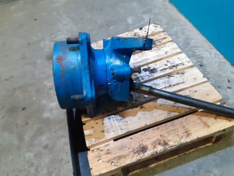 Achsen & Lenkung des Typs Ford 7740, Gebrauchtmaschine in Hemmet (Bild 3)