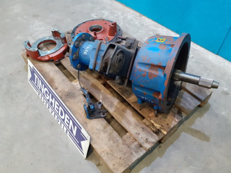 Achsen & Lenkung des Typs Ford 7840, Gebrauchtmaschine in Hemmet (Bild 3)