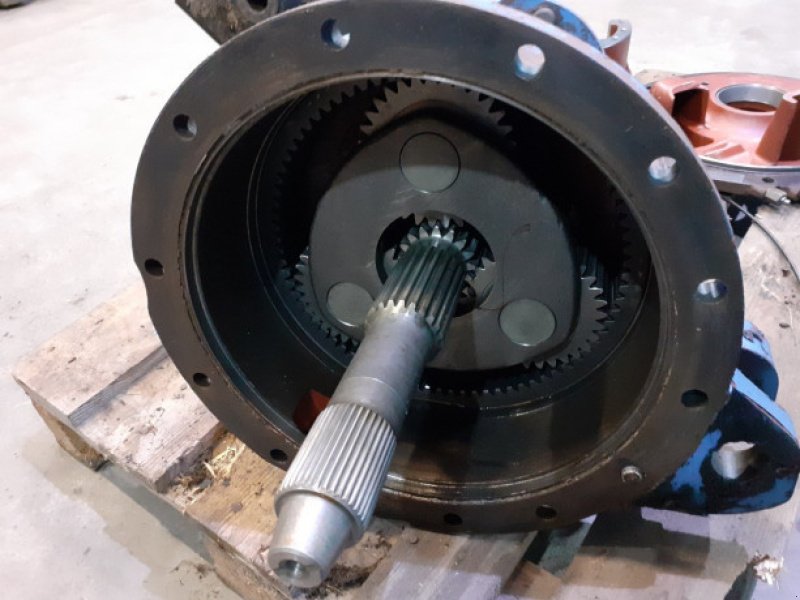 Achsen & Lenkung des Typs Ford 7840, Gebrauchtmaschine in Hemmet (Bild 11)