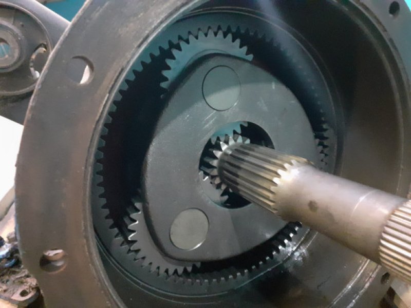 Achsen & Lenkung des Typs Ford 7840, Gebrauchtmaschine in Hemmet (Bild 12)