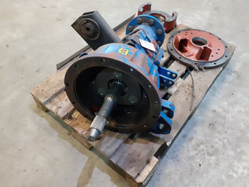 Achsen & Lenkung des Typs Ford 7840, Gebrauchtmaschine in Hemmet (Bild 4)