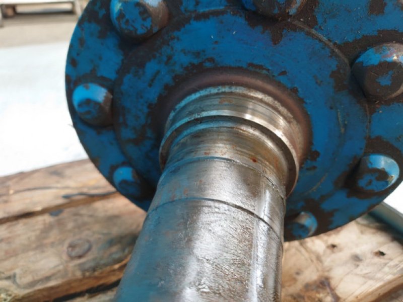 Achsen & Lenkung des Typs Ford 8100, Gebrauchtmaschine in Hemmet (Bild 4)