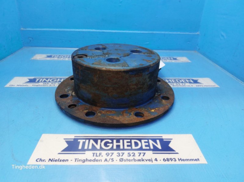 Achsen & Lenkung des Typs Ford 8210, Gebrauchtmaschine in Hemmet (Bild 1)