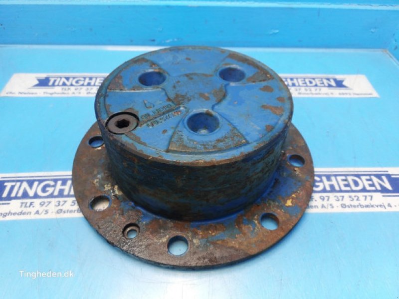 Achsen & Lenkung des Typs Ford 8210, Gebrauchtmaschine in Hemmet (Bild 2)