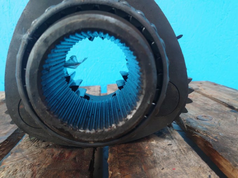 Achsen & Lenkung des Typs Ford 8210, Gebrauchtmaschine in Hemmet (Bild 6)