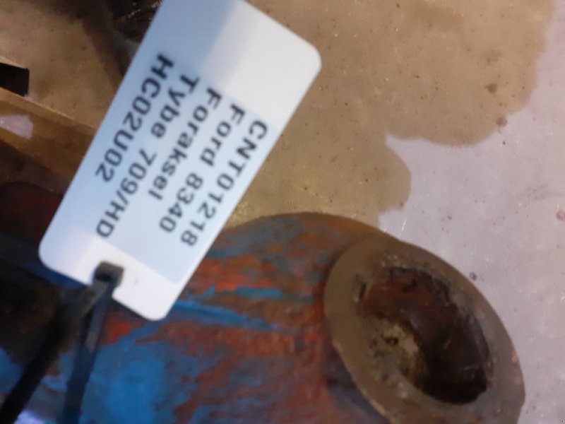 Achsen & Lenkung des Typs Ford 8340, Gebrauchtmaschine in Hemmet (Bild 10)