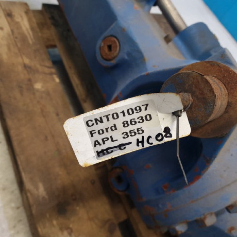 Achsen & Lenkung des Typs Ford 8630, Gebrauchtmaschine in Hemmet (Bild 21)