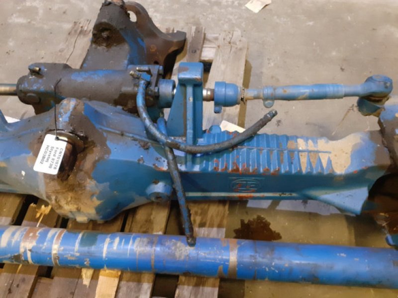 Achsen & Lenkung des Typs Ford 8730, Gebrauchtmaschine in Hemmet (Bild 4)