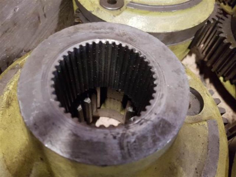 Achsen & Lenkung des Typs John Deere 2040, Gebrauchtmaschine in Hemmet (Bild 4)