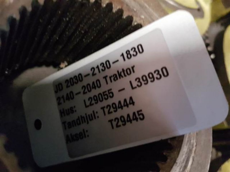 Achsen & Lenkung des Typs John Deere 2040, Gebrauchtmaschine in Hemmet (Bild 6)