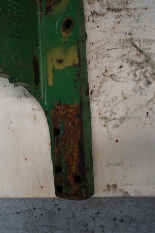 Achsen & Lenkung des Typs John Deere 3040, Gebrauchtmaschine in Hemmet (Bild 3)