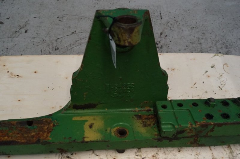 Achsen & Lenkung des Typs John Deere 3040, Gebrauchtmaschine in Hemmet (Bild 4)