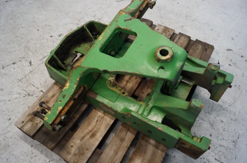 Achsen & Lenkung des Typs John Deere 3040, Gebrauchtmaschine in Hemmet (Bild 15)