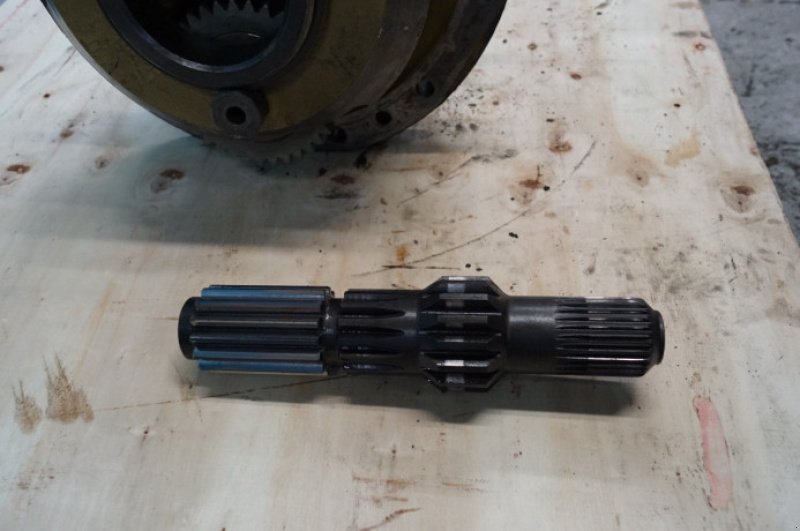 Achsen & Lenkung des Typs John Deere 3140, Gebrauchtmaschine in Hemmet (Bild 11)