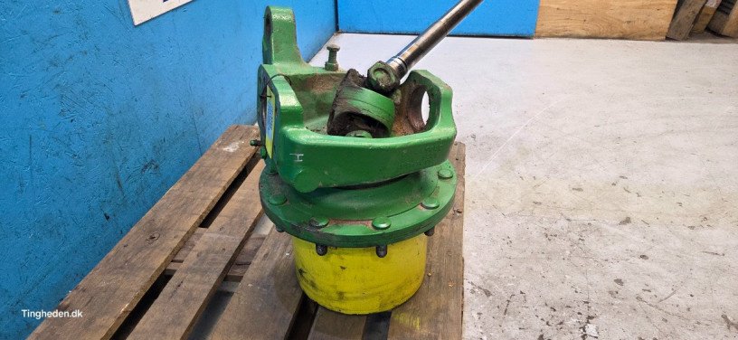 Achsen & Lenkung des Typs John Deere 6215R, Gebrauchtmaschine in Hemmet (Bild 8)