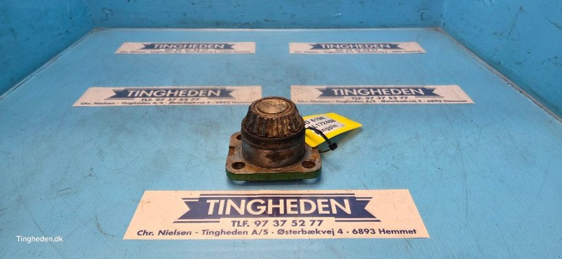 Achsen & Lenkung des Typs John Deere 6215R, Gebrauchtmaschine in Hemmet (Bild 1)