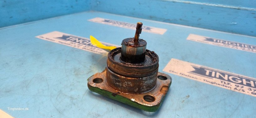 Achsen & Lenkung des Typs John Deere 6215R, Gebrauchtmaschine in Hemmet (Bild 4)